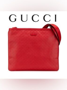Gucci Vibrant Red Embossed Leather Shoulder Bag